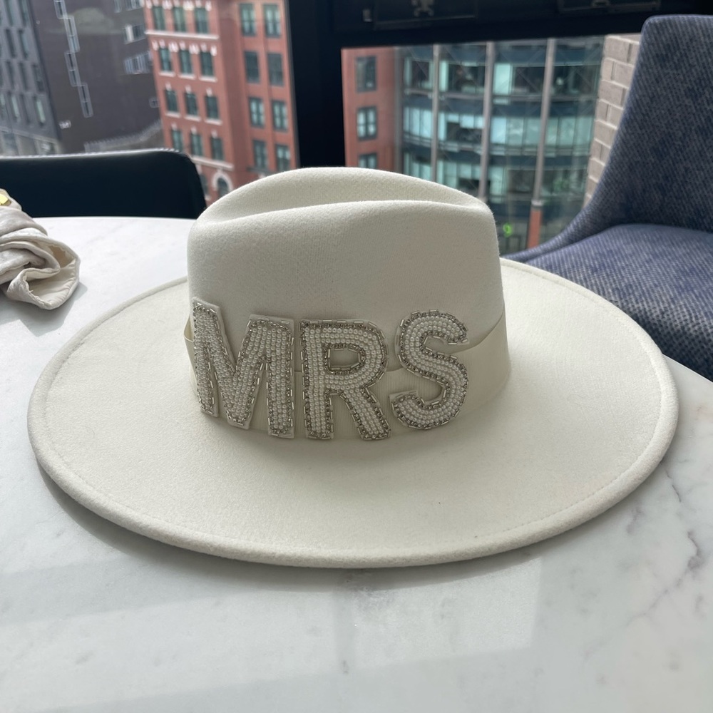 Perfect, Brand New MRS. Hat